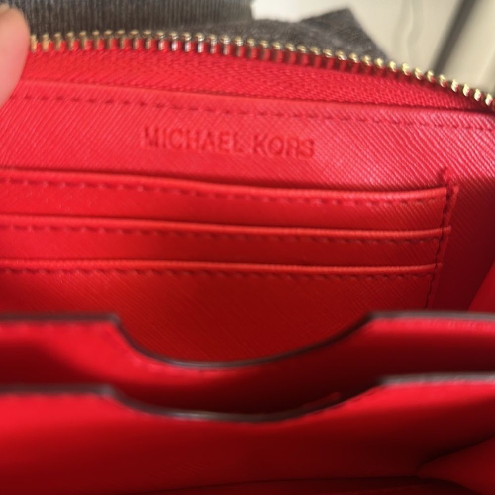Small Wallet - Picture 4 of 9